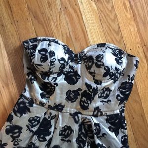 Strapless gold floral minidress